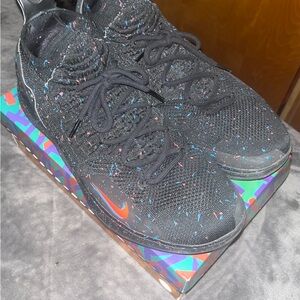 KD 11 confetti Men’s Size 14